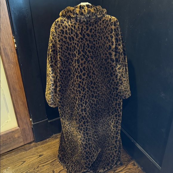 Vintage Faux Fur Leopard Full Length Coat - Picture 4 of 6